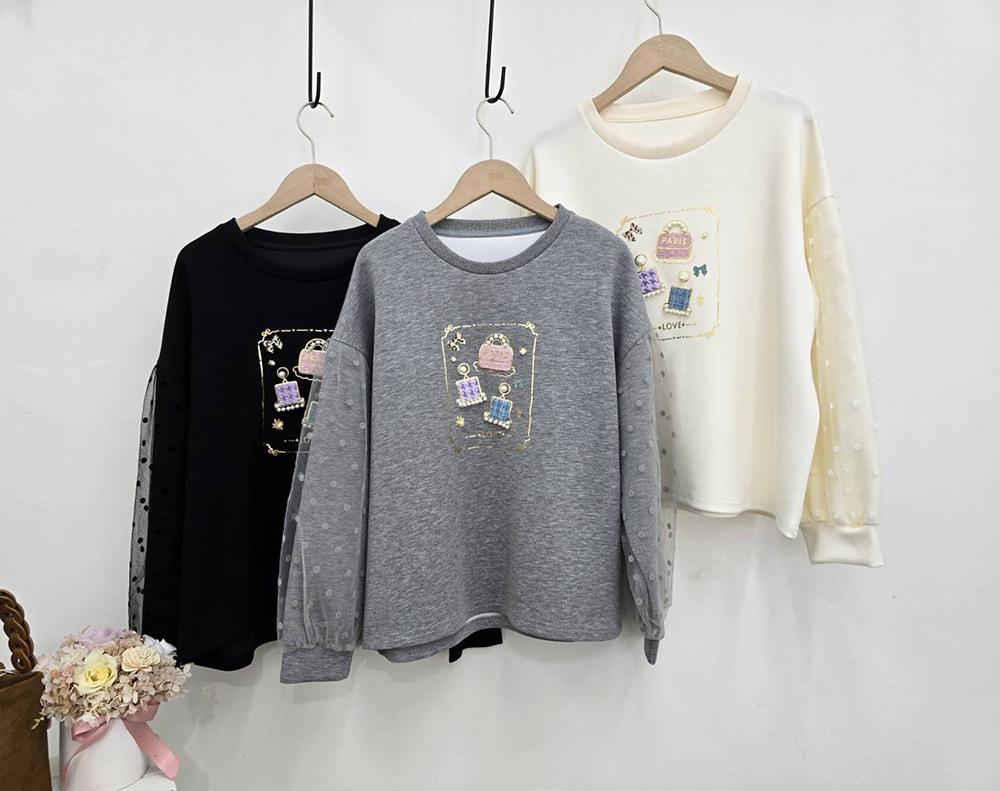 立體珠飾點點拼紗上衣