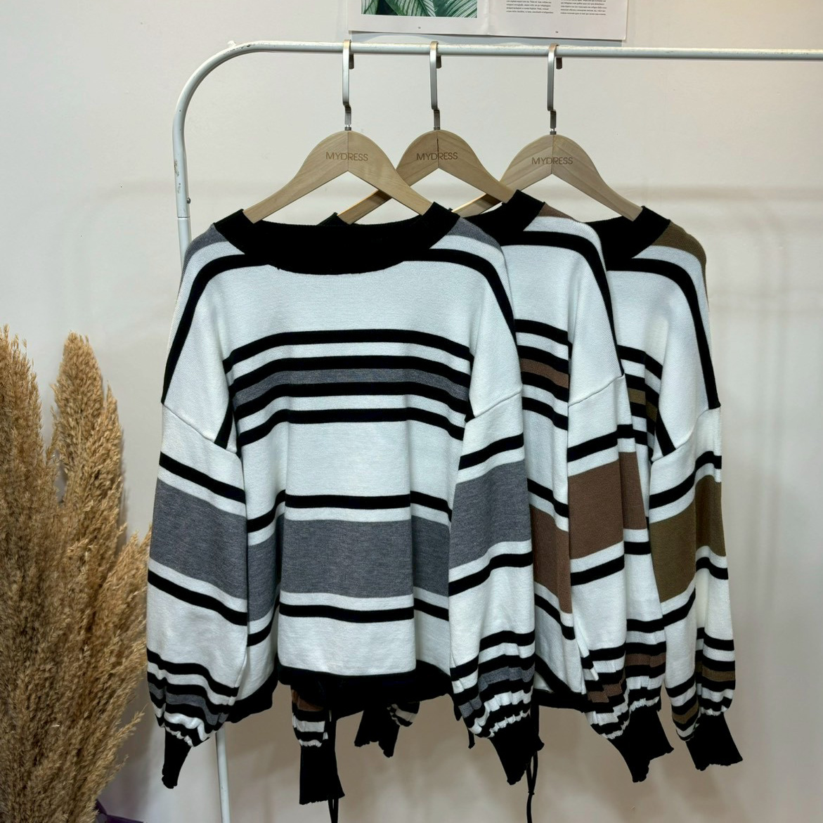 下擺抽繩條紋針織上衣,evaviva,99-AL7374,下擺抽繩條紋針織上衣,領500,999免運