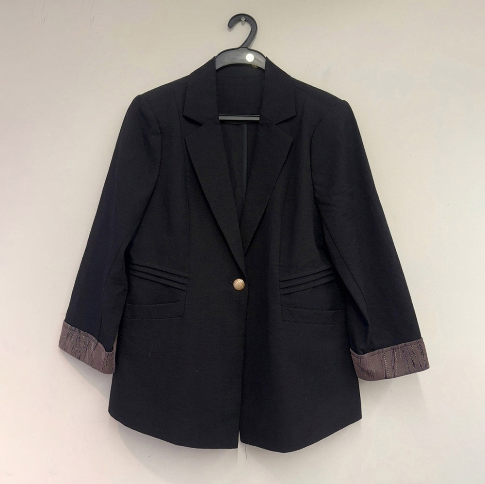 花紋反摺設計西裝外套,BlackJ輕奢系列,99-BG7452,花紋反摺設計西裝外套,領500,999免運