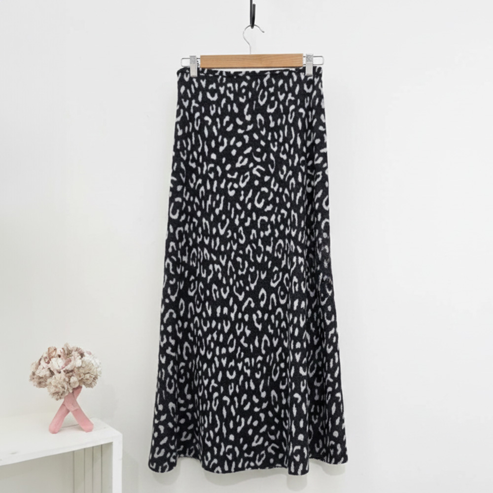 黑白豹紋垂墜感長裙
