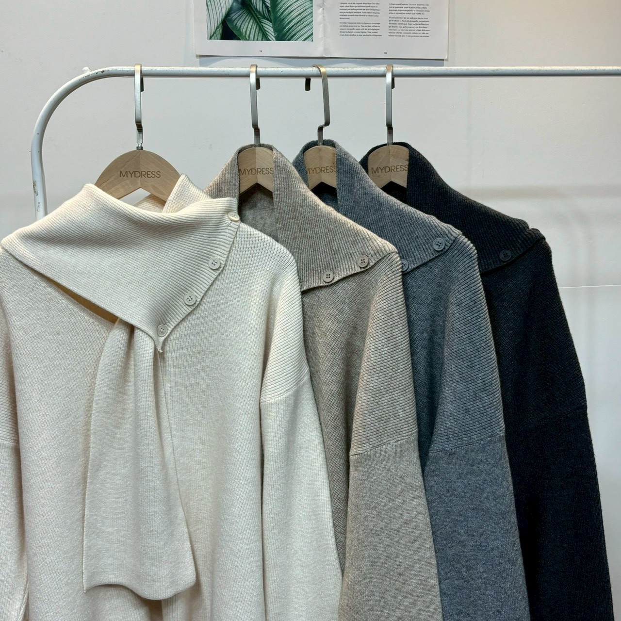 鈕扣圍脖領針織上衣,evaviva,99-AL7368,鈕扣圍脖領針織上衣,領500,999免運