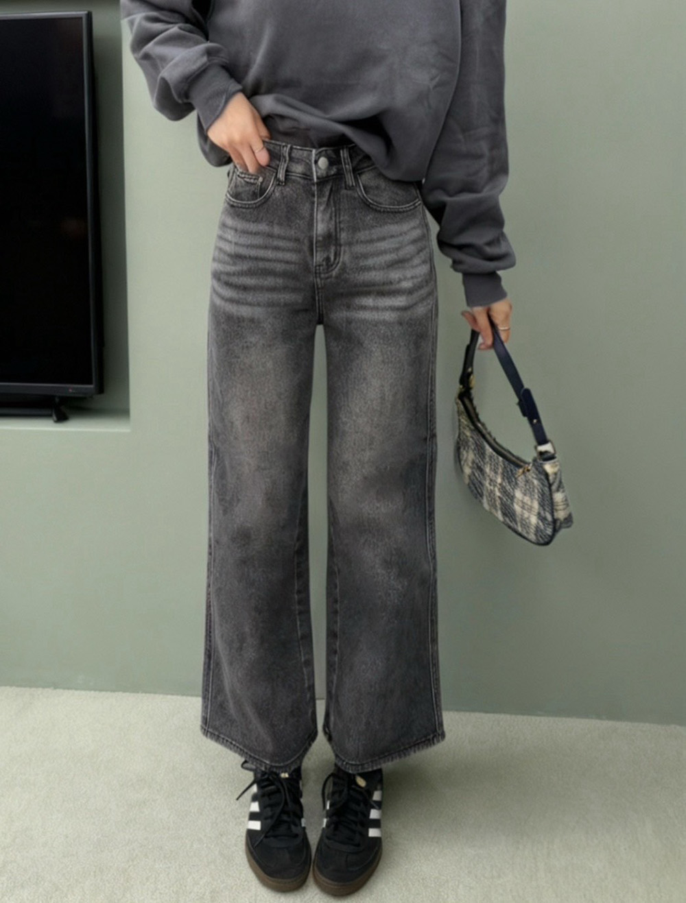 質感黑刷色寬版牛仔褲,evaviva,99-BF7387,質感黑刷色寬版牛仔褲,領500,999免運