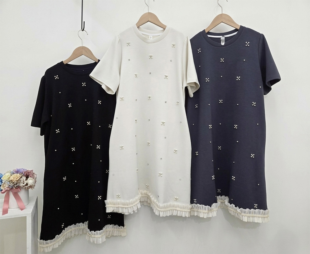 珍珠點綴荷葉擺洋裝,evaviva,99-AV7604,珍珠點綴荷葉擺洋裝,領500,999免運