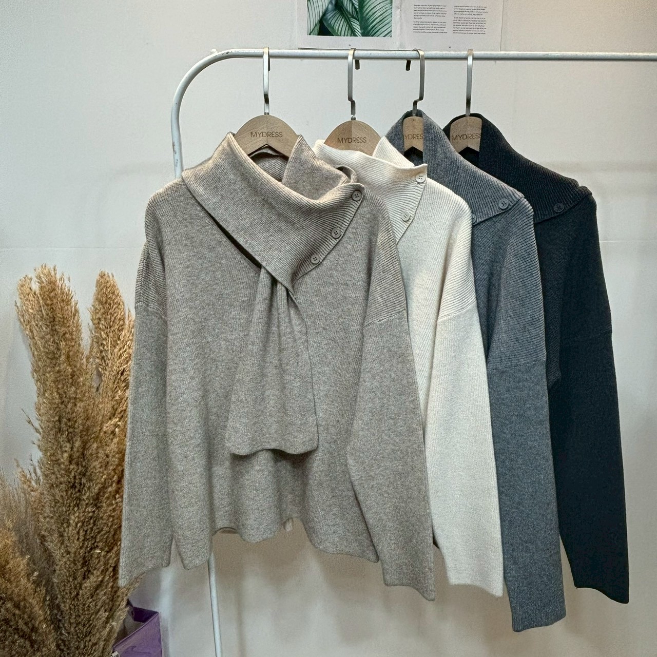 鈕扣圍脖領針織上衣,evaviva,99-AL7368,鈕扣圍脖領針織上衣,領500,999免運