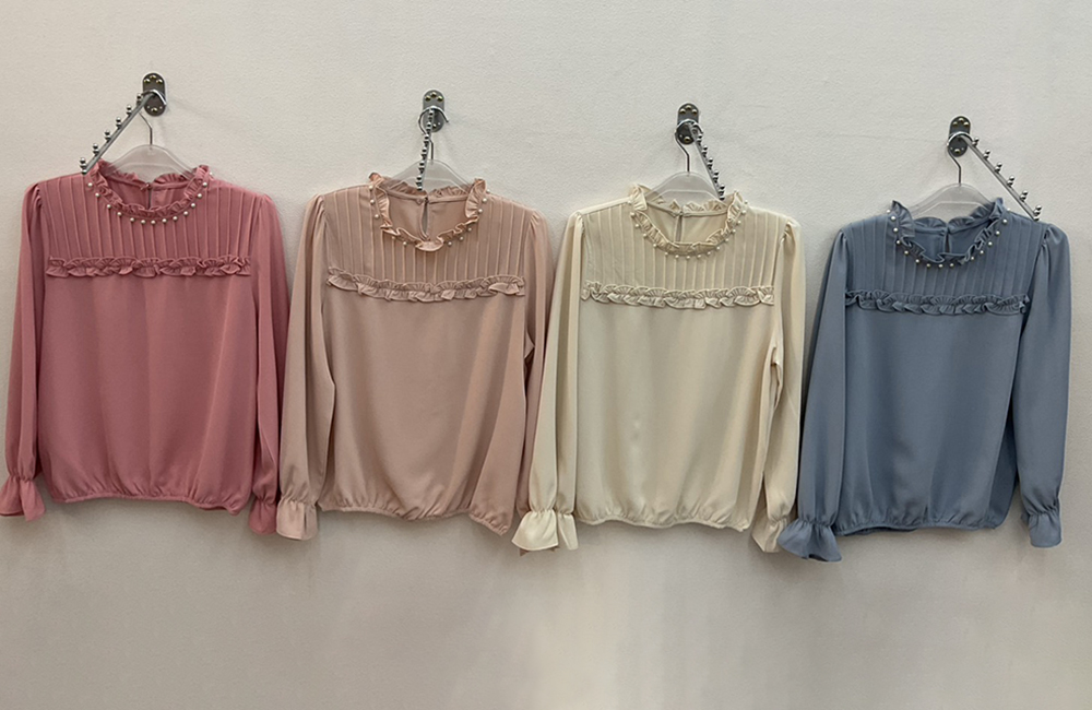 珍珠綴飾荷葉飾邊上衣